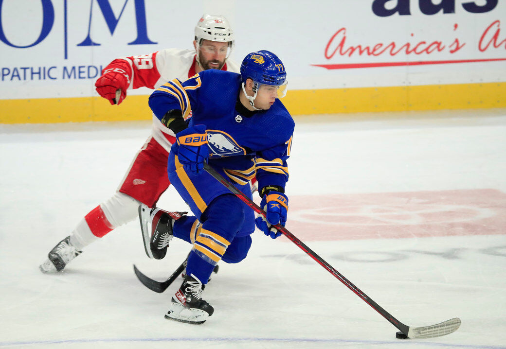 Sabres Red Wings