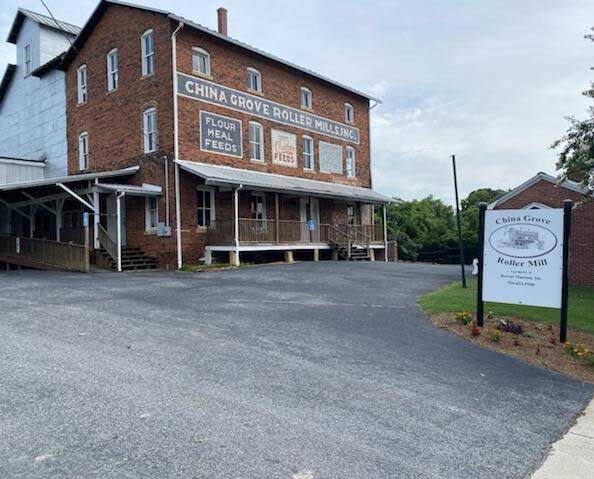 China Grove Roller Mill