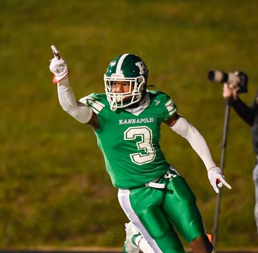The Wonders blanked the Spiders 47-0 to retain the bell for the 7th straight year.