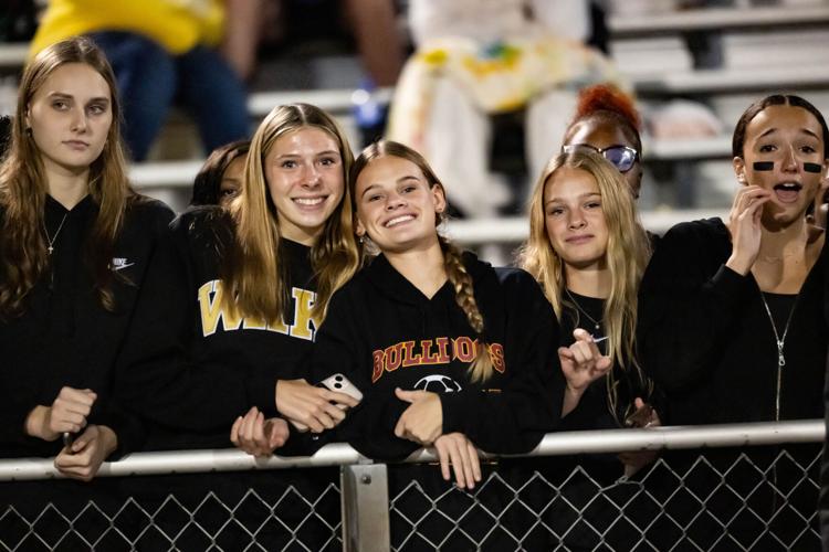 Bulldogs beat the Grizzlies in the third round of the 2025 NCHSAA Football Championship playoff game 41 - 33.