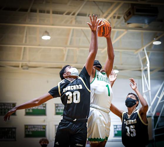 The Wonders defeated the cross county rival Spiders 66-48.