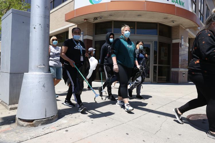 Volunteers cleanup