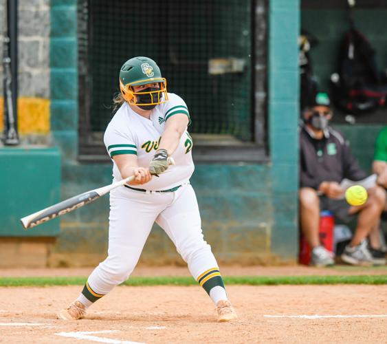 The Vikings defeated the Wonders 3-1 on a two run homer by Christina Brindel (9)  in the bottom of the seventh inning.