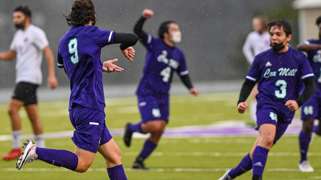 BOYS SOCCER: Resilient Chargers get past North Henderson to reach 3A second round
