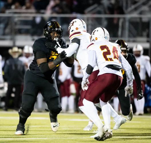 The Red Tornados ended the Bulldogs winning streak in the fourth round of the 2025 NCHSAA Football Championship playoff game 36 - 29.