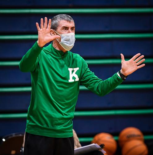 The Wonders defeated the cross county rival Spiders 66-48.