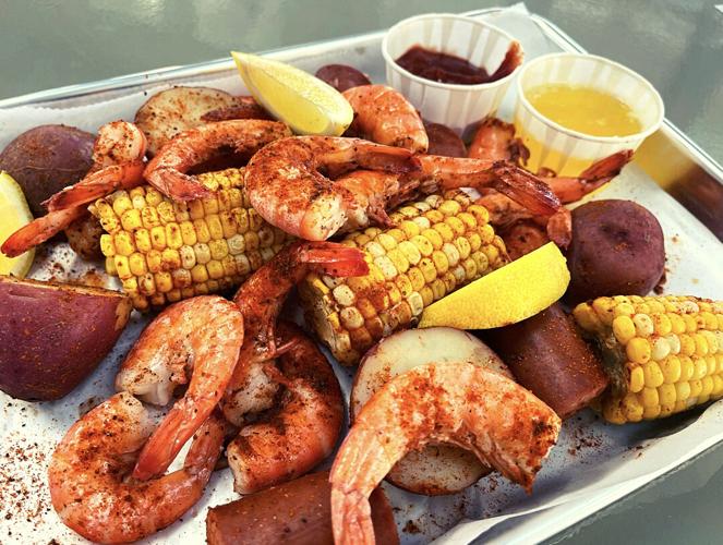 Barcos Raw Bar