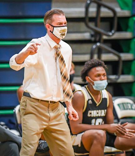 The Wonders defeated the cross county rival Spiders 66-48.