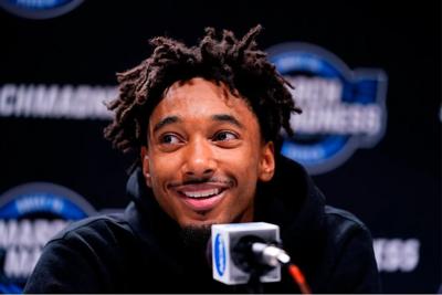 04-01 LEAKY SMILE.jpg