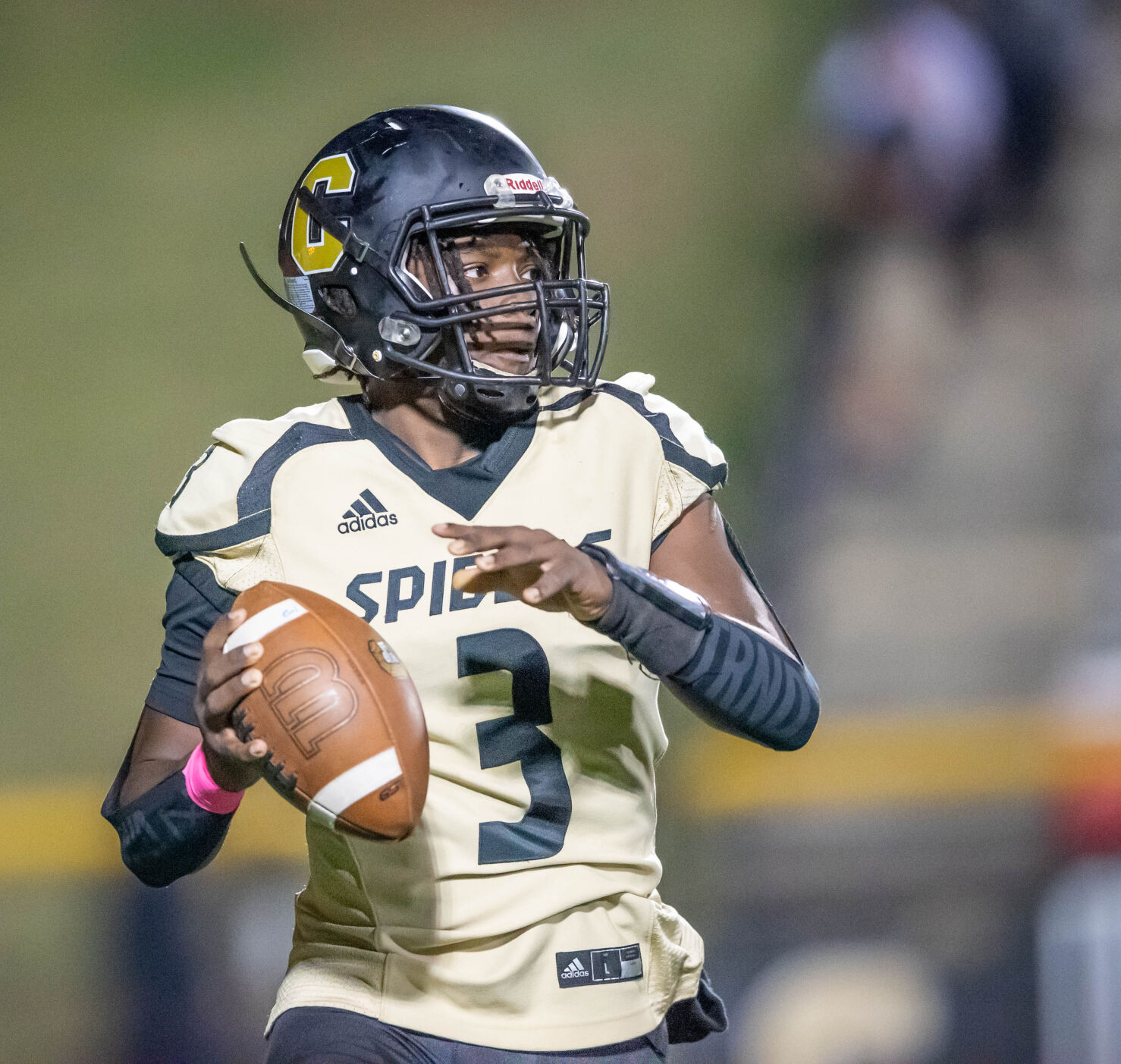 The Spiders suffer a heartbreaking 26-22 loss to the Trojans
