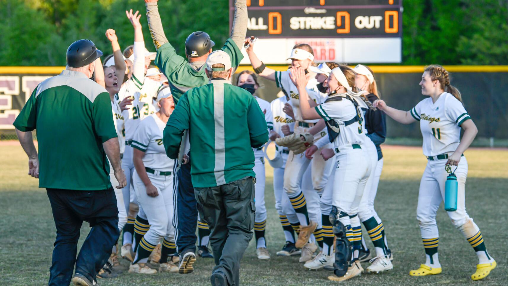 HIGH SCHOOL SOFTBALL: Vikings finish strong against Chargers to move one step closer to SPC title - Vimarsana News