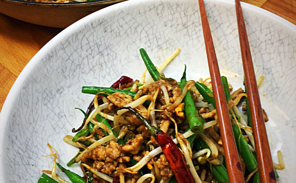 Spicy Chicken and Green Bean Stir-fry