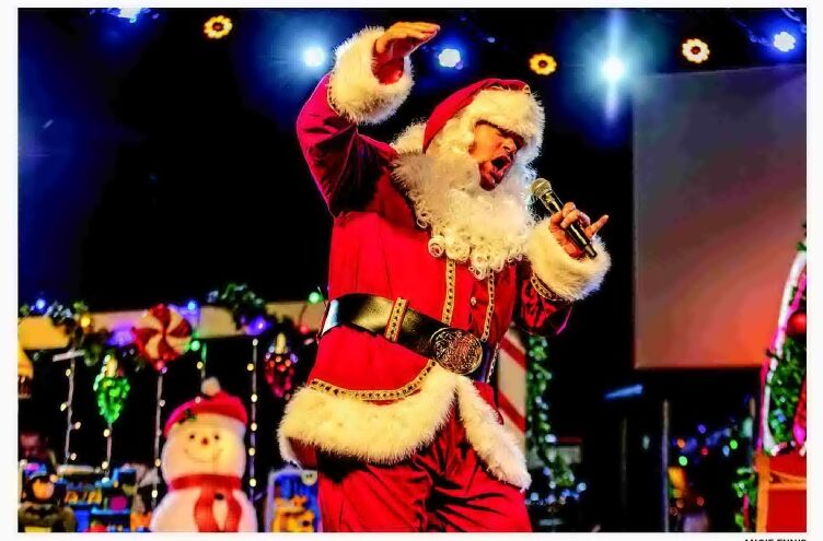 CHRISTMAS IN THE CITY