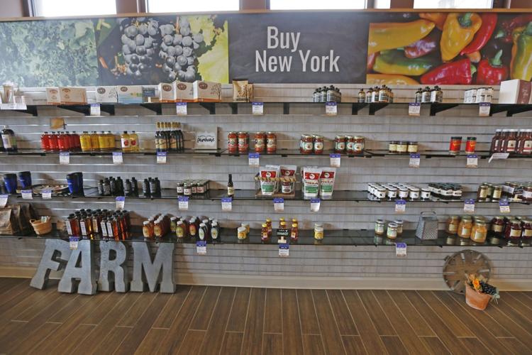 1013557643 Western New York Welcome Center  KIRKHAM