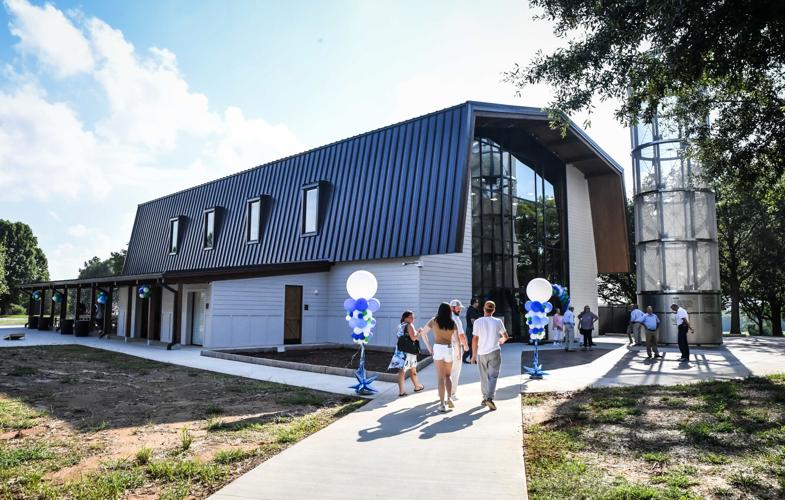 New Frank Liske barn