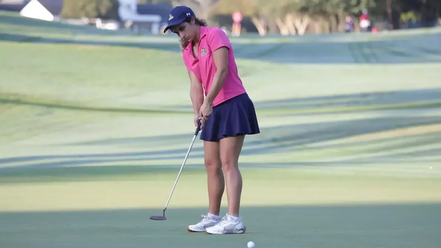 Women’s Golf Takes Part in Terrier Collegiate