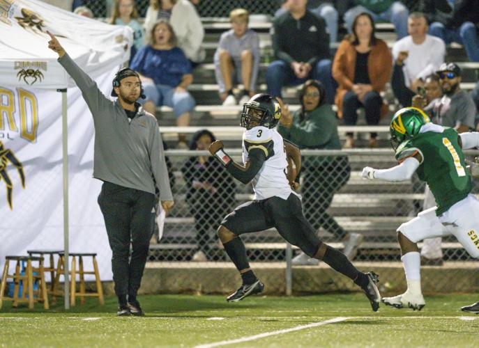 The Spiders defeated the Vikings 32-7.