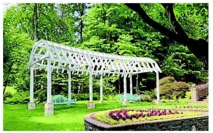 Tucker Gardens Tour benefits CVAN
