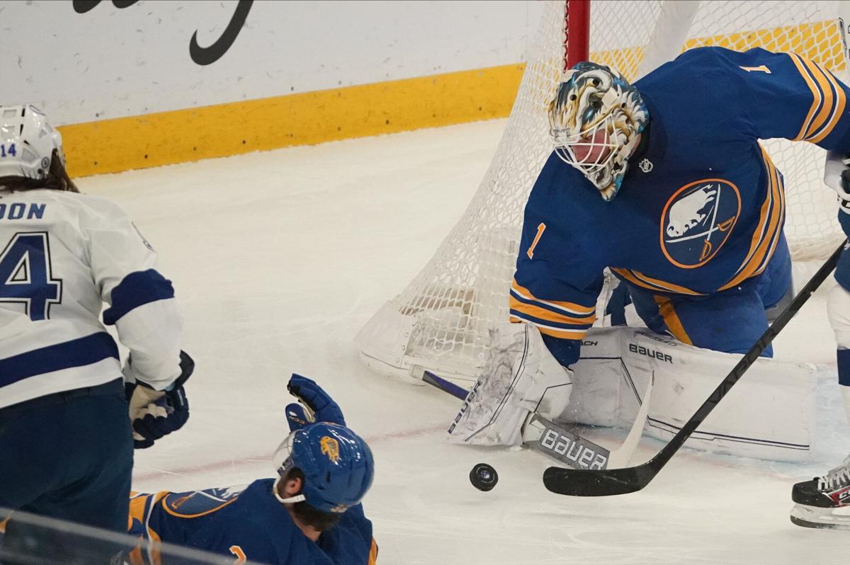 Buffalo Sabres take on the Tampa Bay Lightning