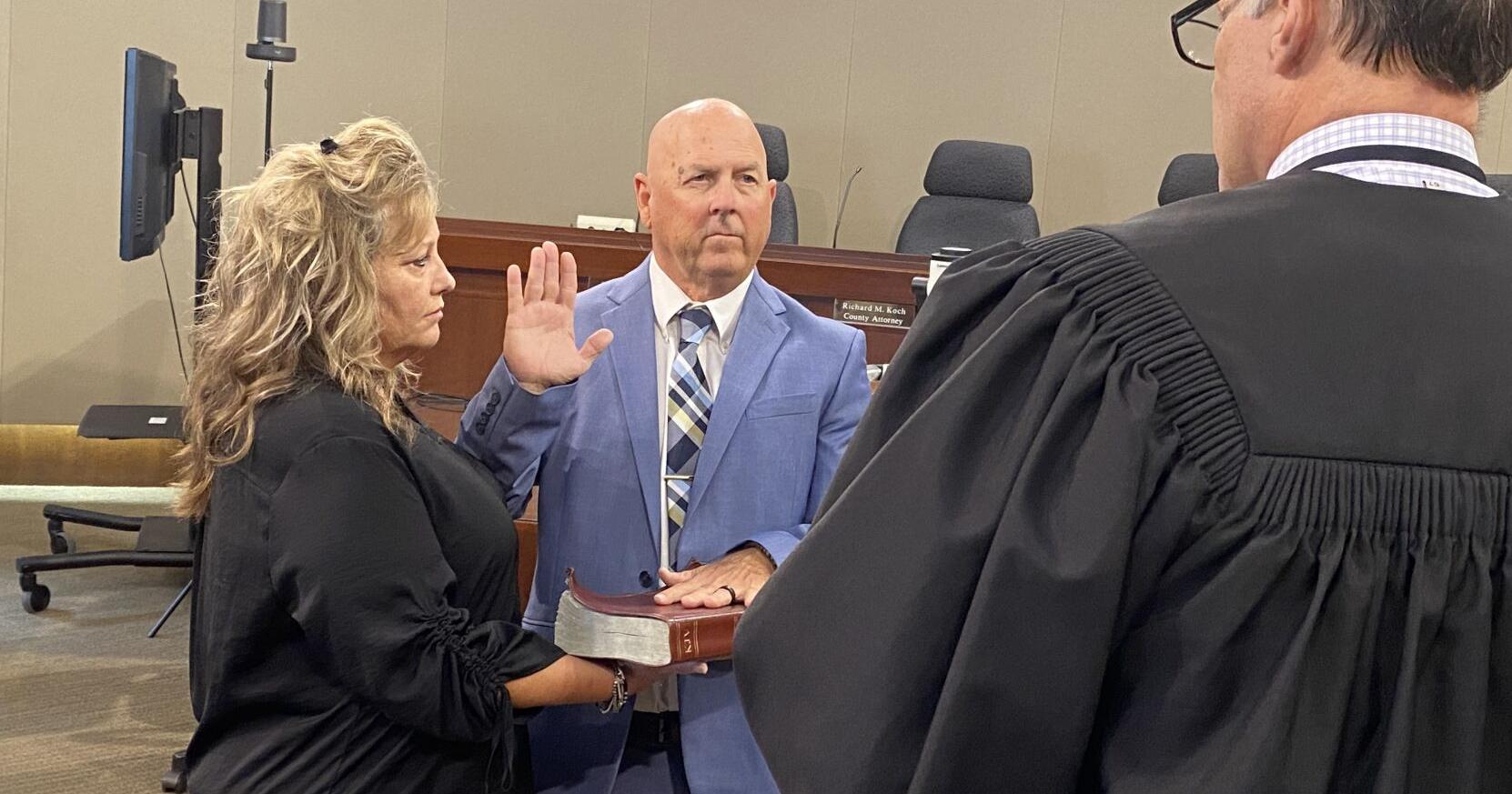 Tim Furr sworn in as newest Cabarrus Commissioner - Vimarsana News