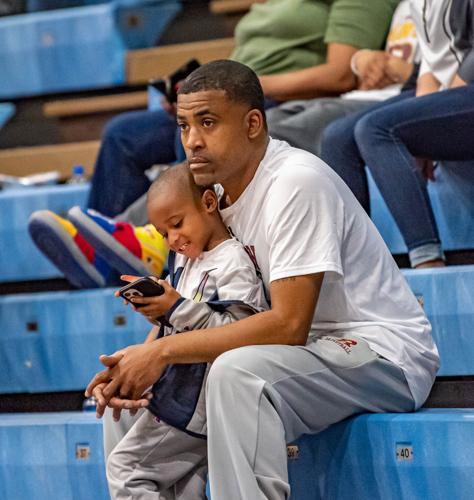 The Bulldogs  roll past the Tigers 82-45.