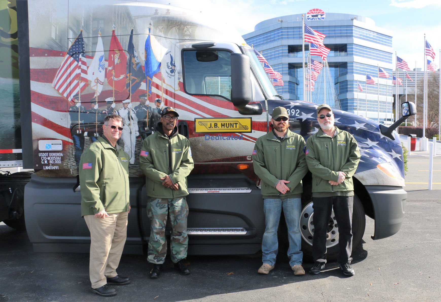 J.B. Hunt, Speedway Join Forces To Salute Veterans, Military