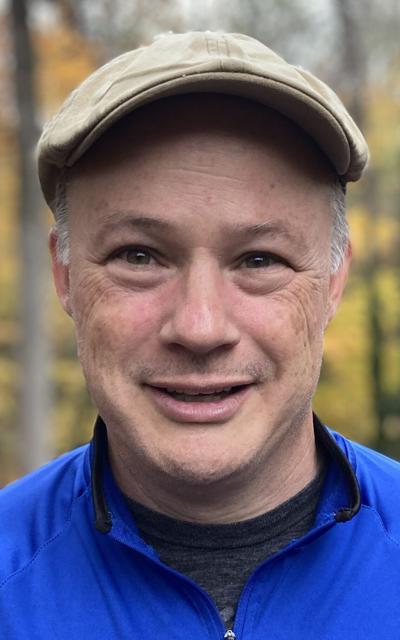 Scott jeffreysheadshot II.jpg