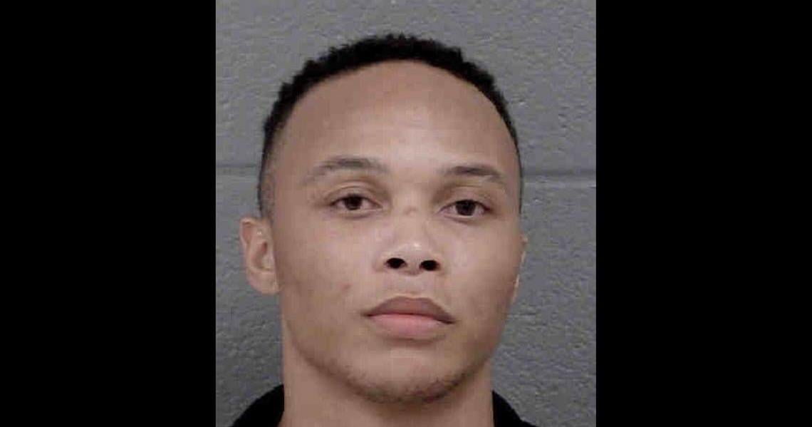 Charlotte police officer charged with DWI