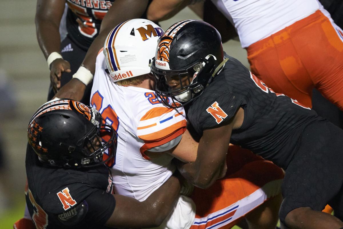 High School Football No 1 Trojans Shut Down Mavericks In Blowout