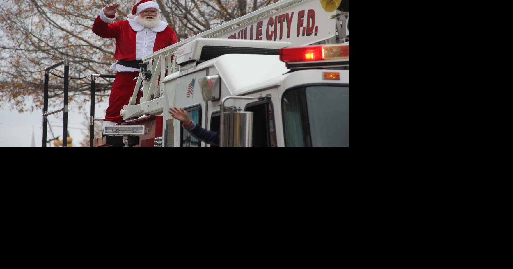 Santa visits Abbeville in town's Christmas parade News