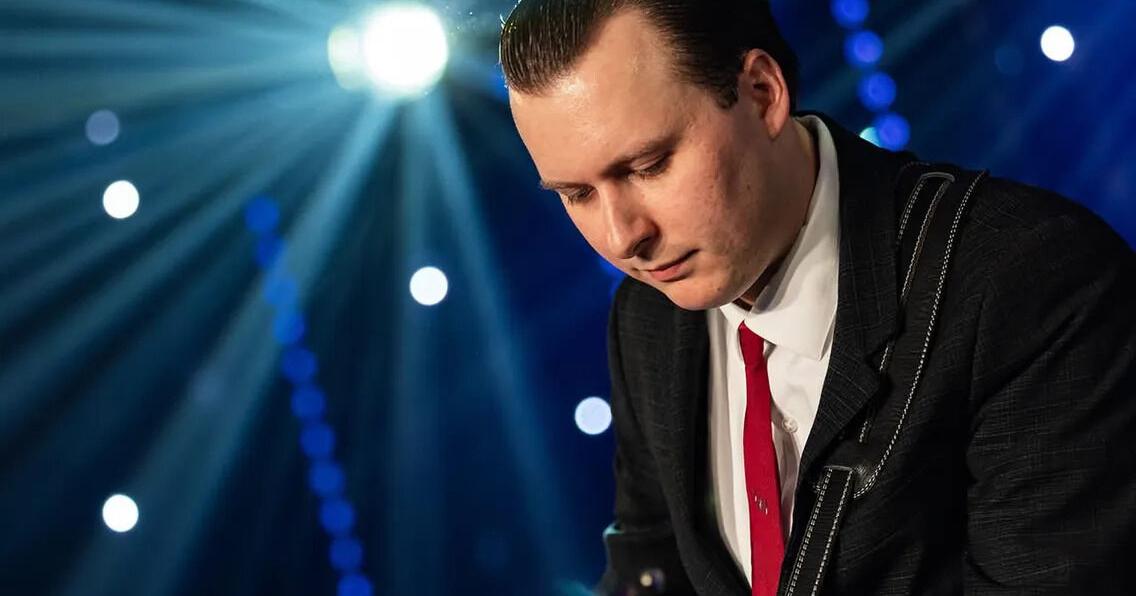 Skyler Saufley: showboatin' into Festival of Discovery Blues Cruise
