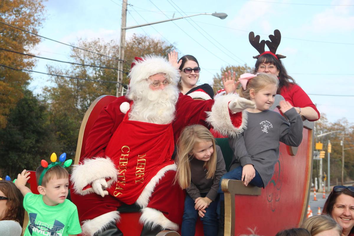 Greenwood sc christmas parade 2022