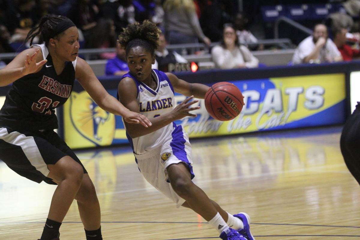 Back To School Lander Women Bury Erskine 91 73 Behind Hot Shooting Colleges Indexjournal Com