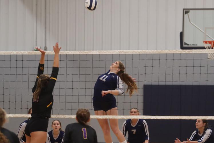 Cambridge, Greenwood Christian head off to girls volleyball state