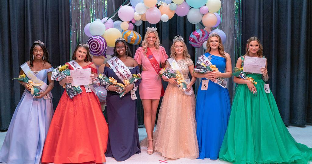 Middle School Pageant Introduction Example Miss Wright Middle School Pageant winners | Lakelands Connector ...