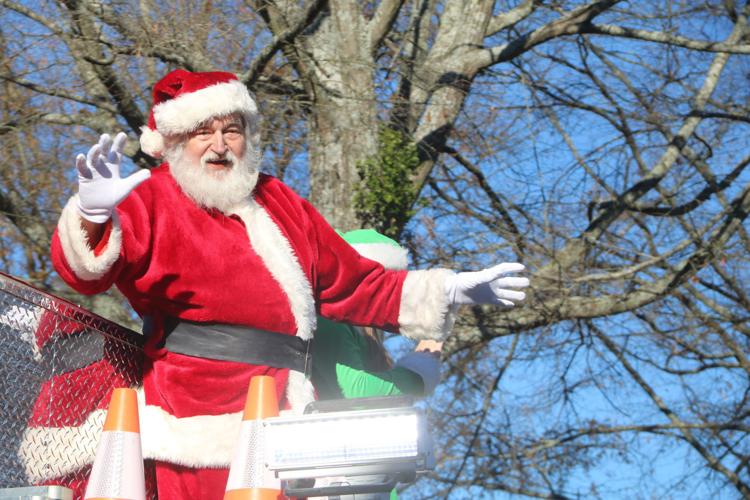 Abbeville's Christmas parade brings holiday spirit to the square News