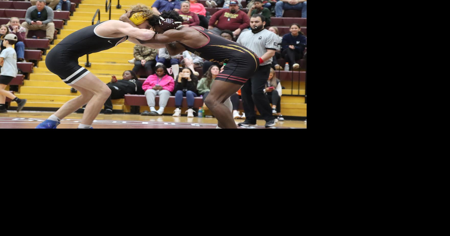 Six wrestling remains No. 3 in SCMAT rankings Sports