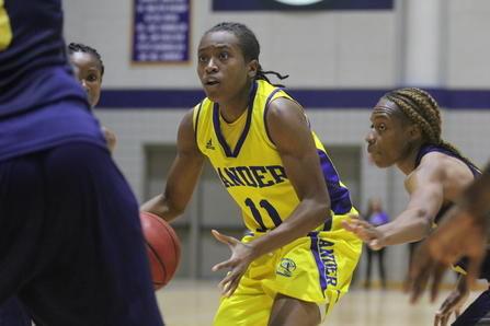 Mckenith Ties Career High Lander Wins Fourth In A Row Sports