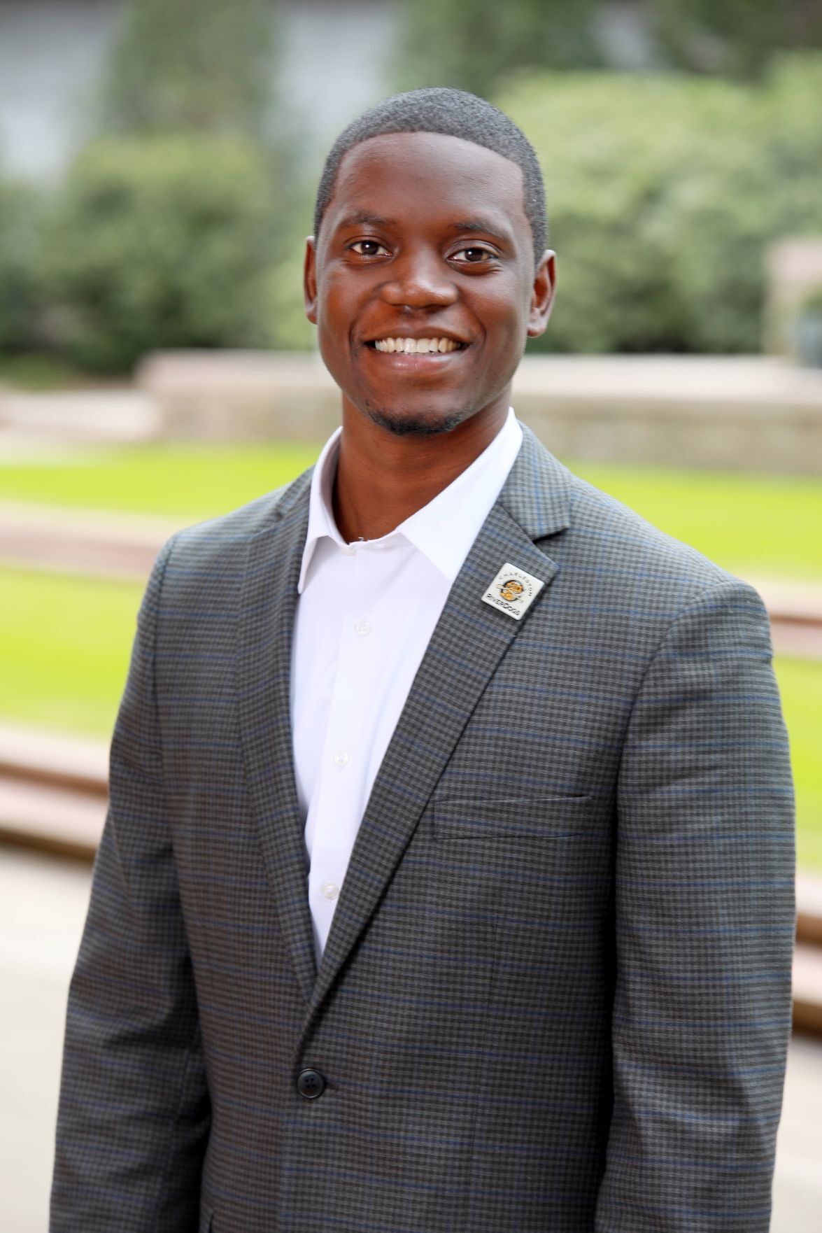 Former pro athlete turns Charleston tragedy into mission for unity - Vimarsana News