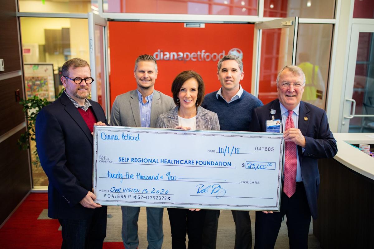Diana Pet Food Joins Corporate Honor Roll Lakelands Connector Indexjournal Com