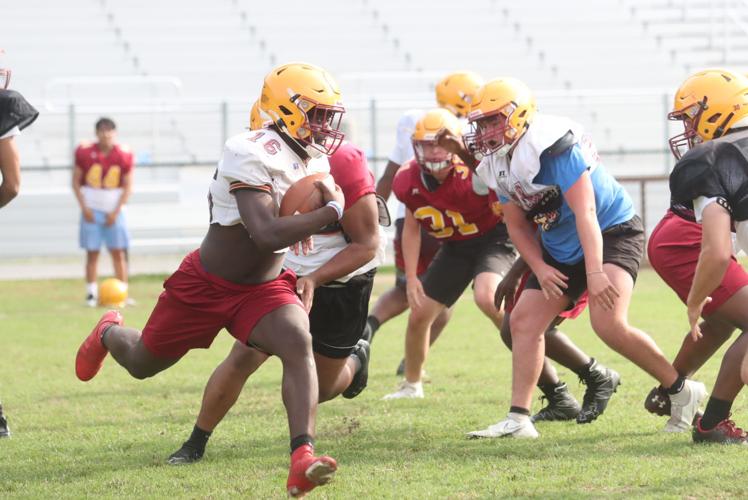 Abbeville football showcases 2023 team in spring game Sports
