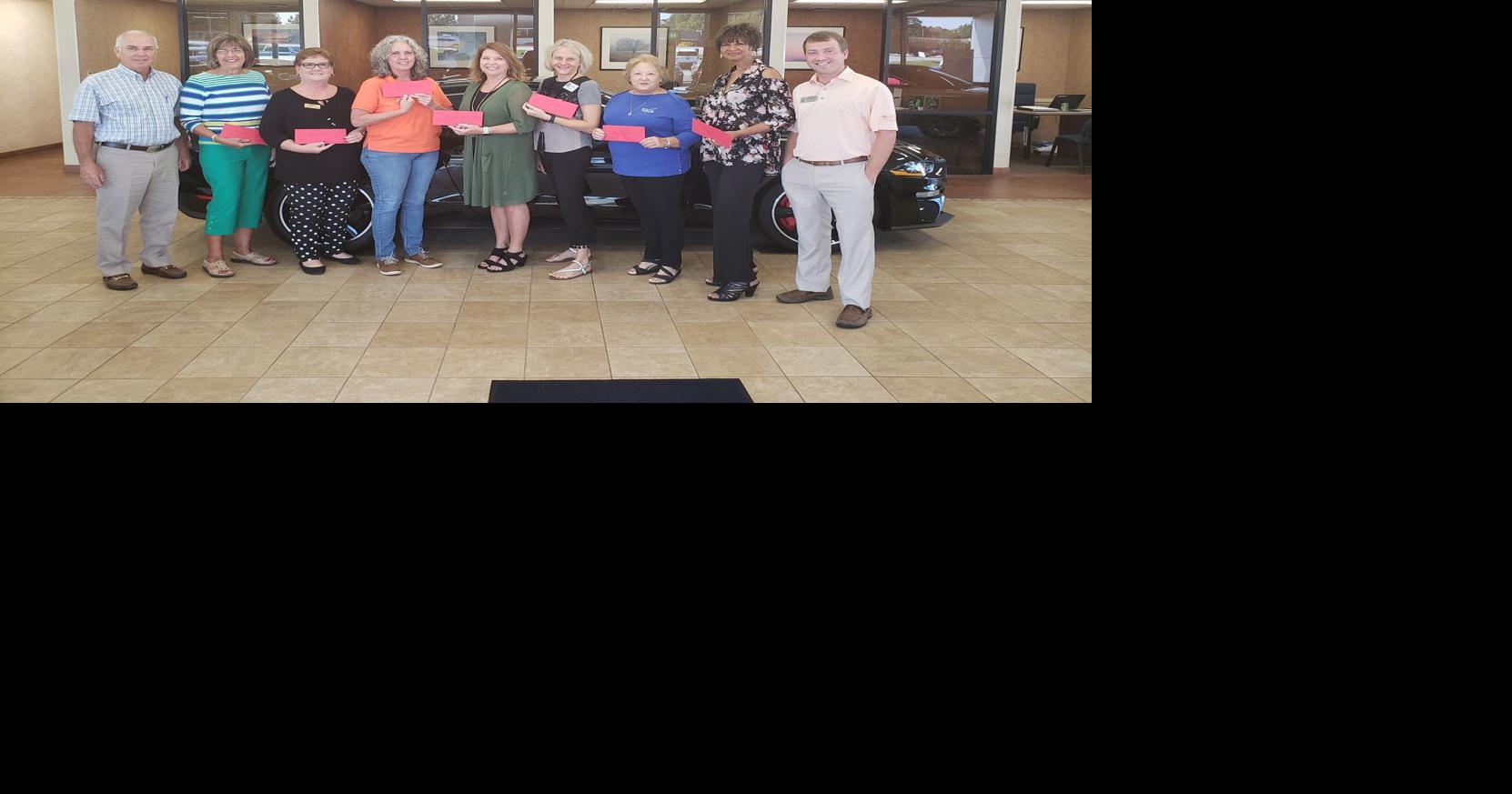 Greenwood car dealership continues giving tradition News