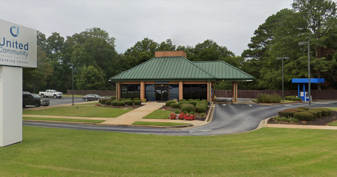 The $153,000 journal entry: Financial oversight breaks down in Ninety Six’s reserve account