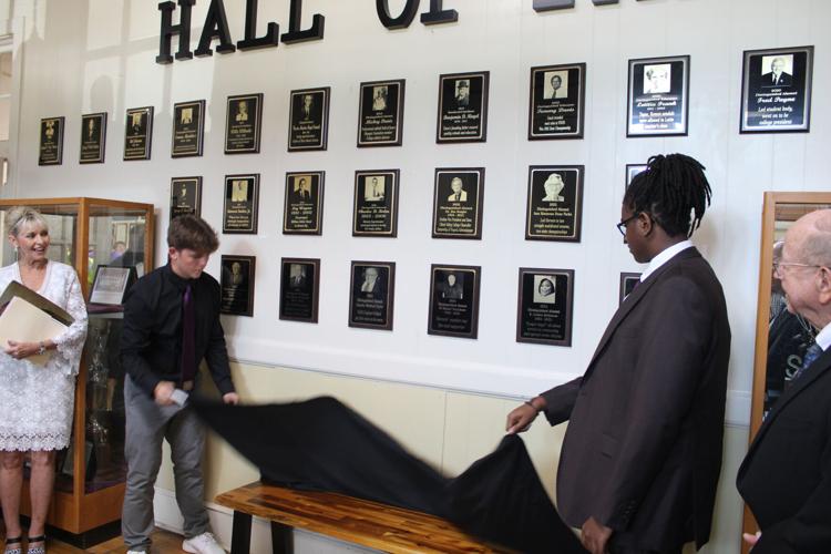 Five inducted into Ware Shoals hall of fame News