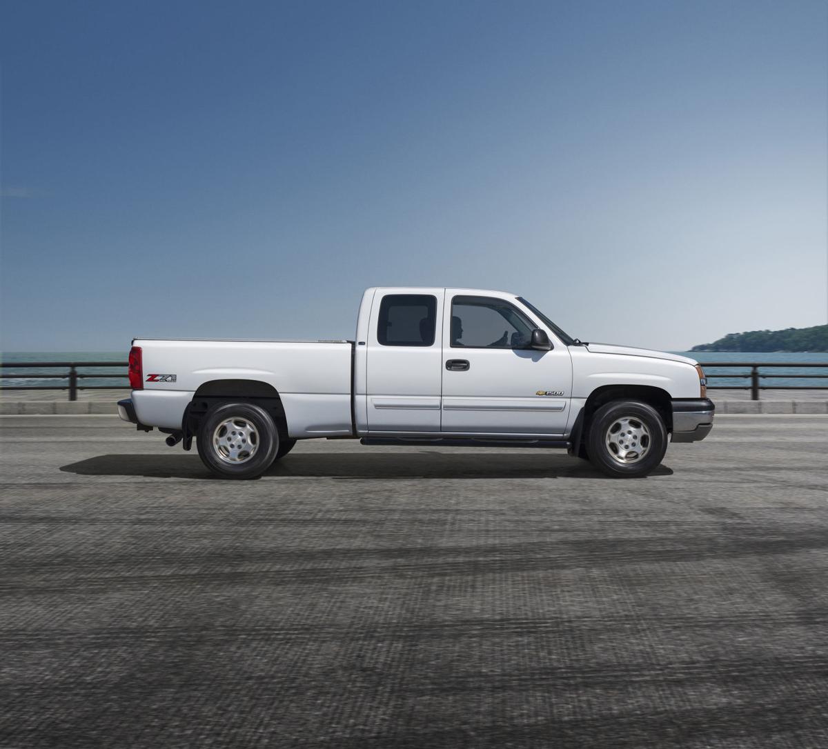 Familiar Chevrolet Brand Helped Shape How Americans Drive News Indianagazette Com Flexi bois but we all know the ifs trucks have nothing on that rover also, peep the suburbans rear tire, got some serious squish. familiar chevrolet brand helped shape