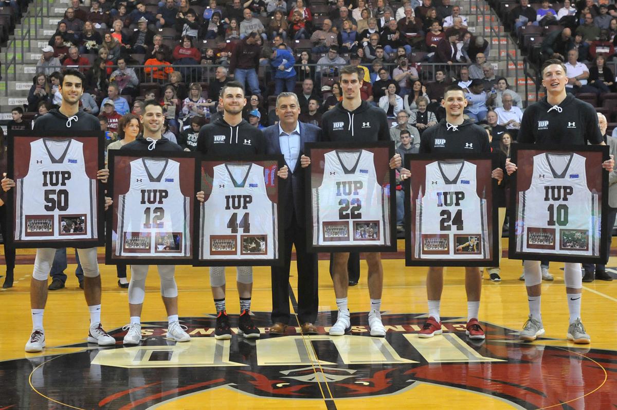 Seniors Deliver In Iup S Regular Season Finale Sports