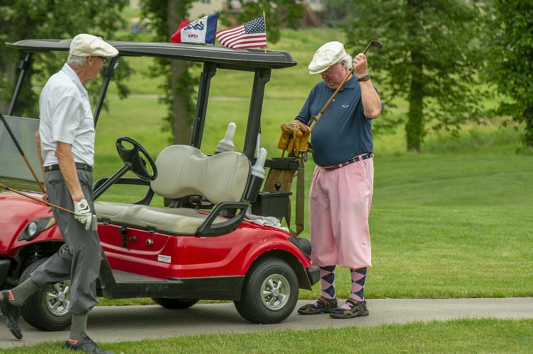 Golfers break out historical clubs to celebrate 100-year anniversary of  Indianola Country Club, News