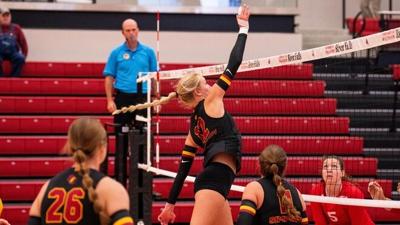 Simpson women's volleyball
