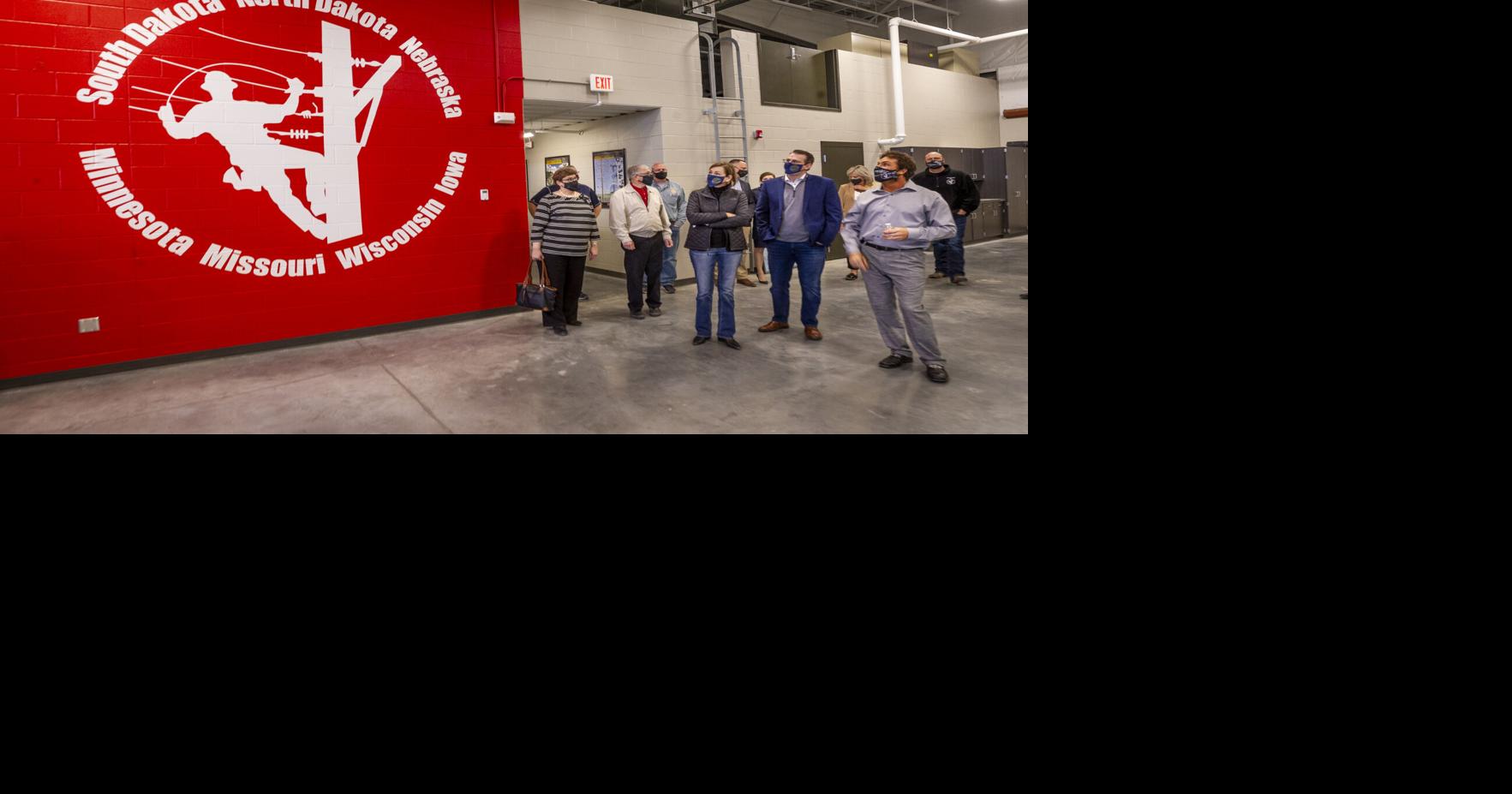 Missouri Valley (JATC) hosts tour, meeting with governor Multimedia