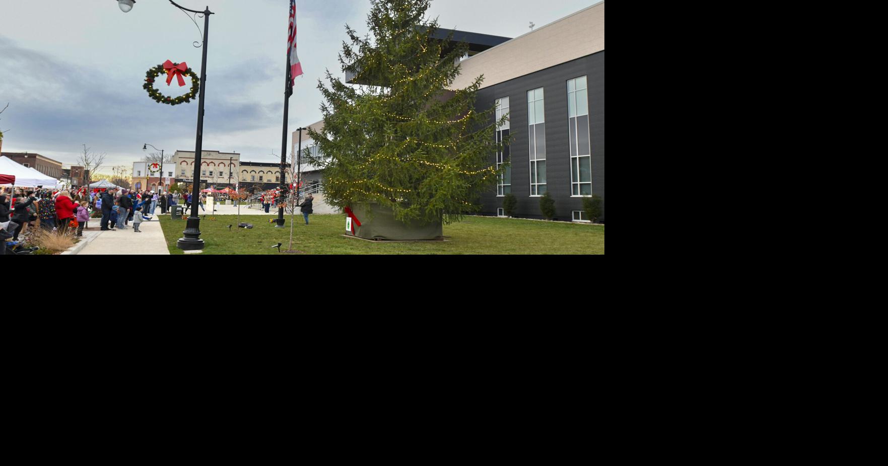 Doug Gaumer's problem becomes Indianola's Christmas tree | News ...